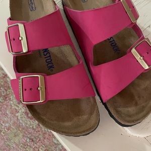 Birkenstock’s Arizona suede  Soft footbed